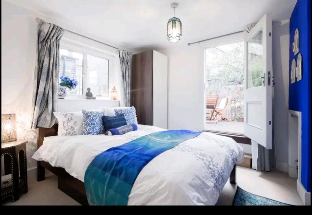 Stylish With Private Bath & Terrace In Super Clapham Junction Minutes From Victoria, Waterloo Privatunterkunft London